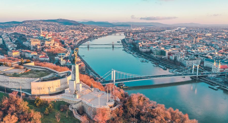 Budapest: European center for gental treatments and hair tourism: western quality, affordable prices